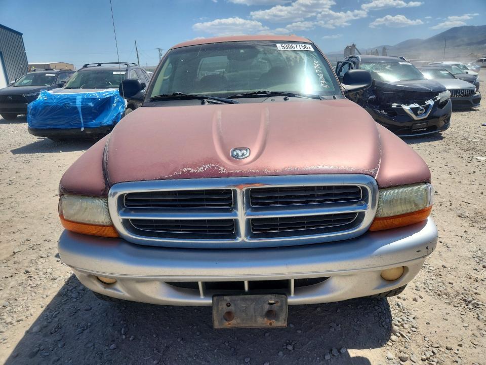 53067756 :رقم المزاد ، 1B7HG48Z12S616337 vin ، 2002 Dodge Dakota مزاد بيع