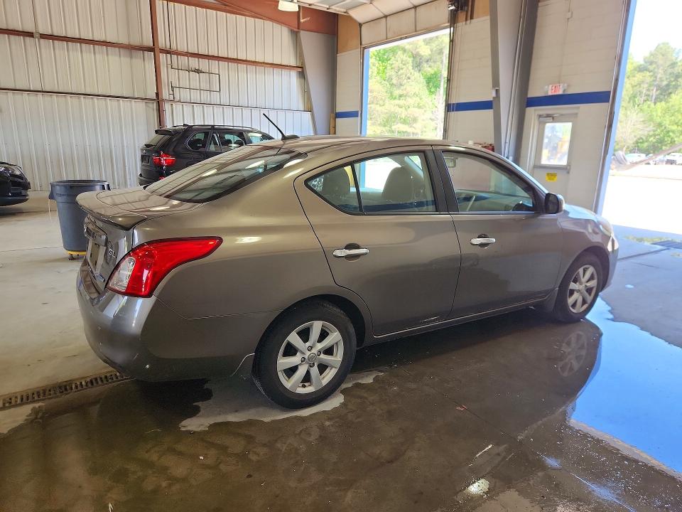 54018176 :رقم المزاد ، 3N1CN7AP4CL879225 vin ، 2012 Nissan Versa مزاد بيع
