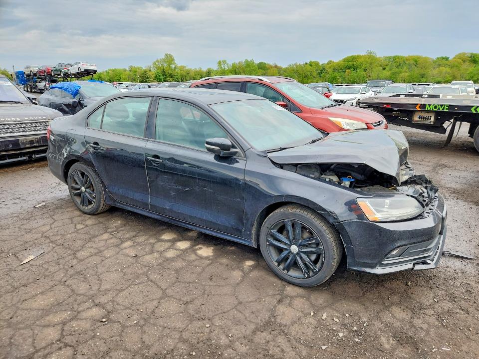53508496 :رقم المزاد ، 3VWD17AJ9JM235779 vin ، 2018 Volkswagen Jetta مزاد بيع