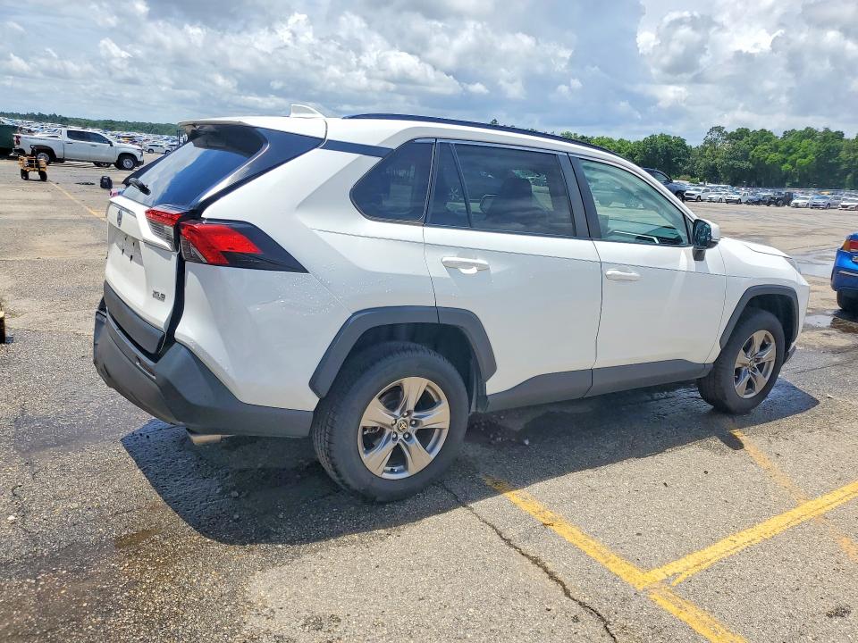 53668106 :رقم المزاد ، 2T3W1RFV3NW214353 vin ، 2022 Toyota Rav4 مزاد بيع