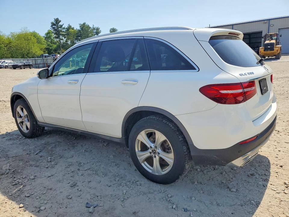 53943286 :رقم المزاد ، WDC0G4KBXJV040327 vin ، 2018 Mercedes-benz Glc مزاد بيع