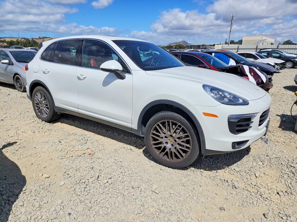 Продажа на аукционе авто 2017 Porsche Cayenne, vin: WP1AB2A25HLA52601, номер лота: 54913076