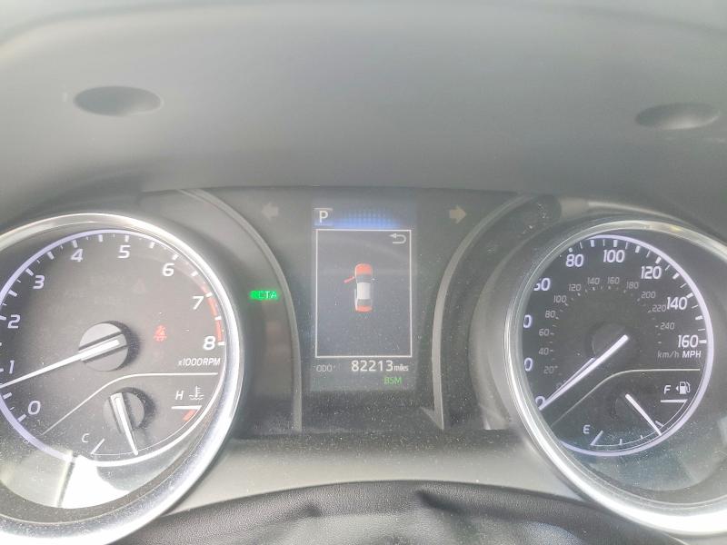 55047956 :رقم المزاد ، 4T1B11HK5JU616980 vin ، 2018 Toyota Camry مزاد بيع