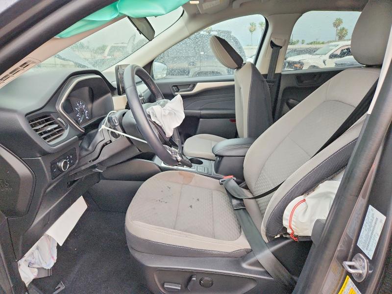 54869636 :رقم المزاد ، 1FMCU0G67NUB98454 vin ، 2022 Ford Escape مزاد بيع