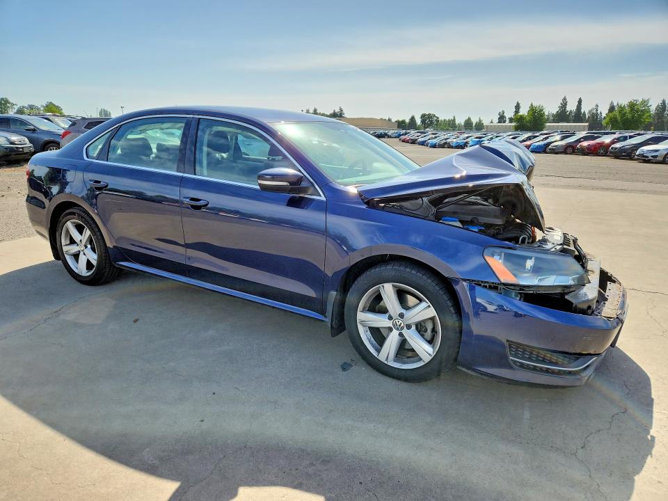 2013 Volkswagen Passat მანქანა იყიდება აუქციონზე, vin: 1VWBP7A31DC103984, აუქციონის ნომერი: 54559076