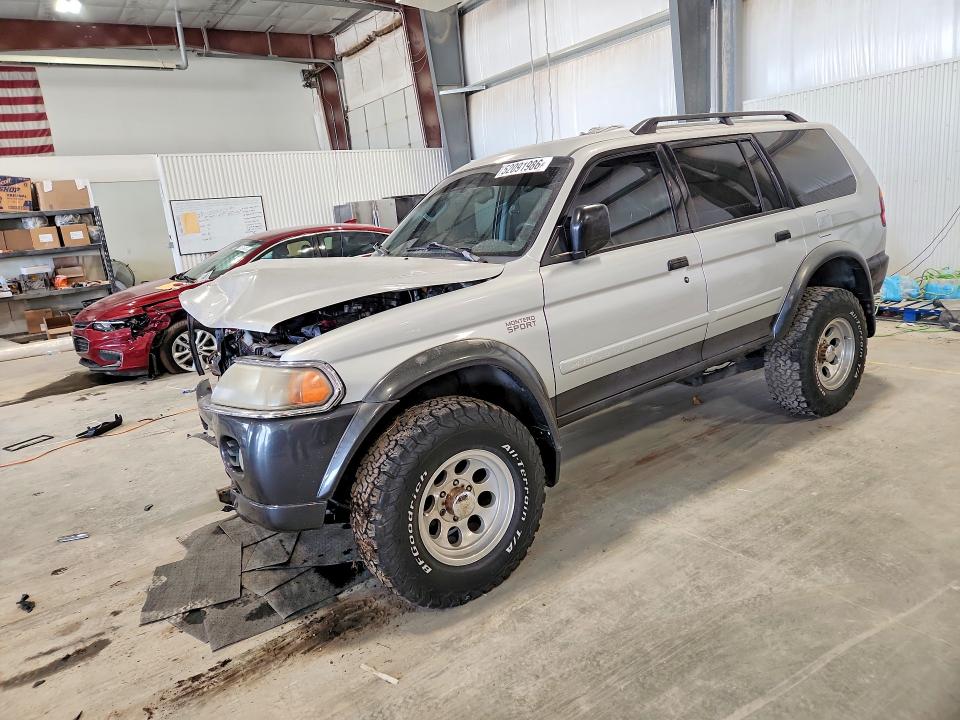 Продаж на аукціоні авто 2003 Mitsubishi Montero, vin: JA4MT31R03J046802, номер лоту: 52091986