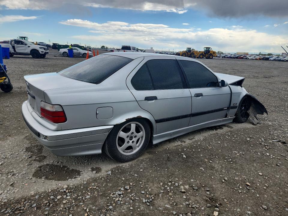 54694926 :رقم المزاد ، WBACD3321TAV17609 vin ، 1996 Bmw 328 مزاد بيع