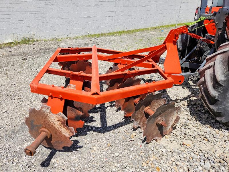 1989 Kubota Construction Equipment მანქანა იყიდება აუქციონზე, vin: 221615, აუქციონის ნომერი: 53800126