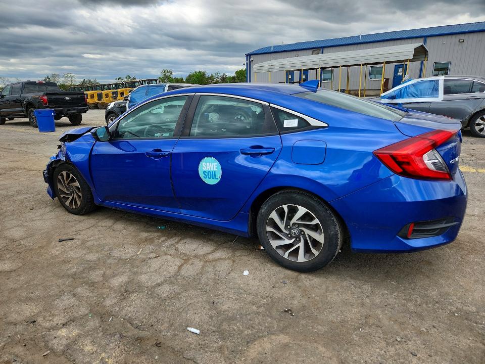 Продажа на аукционе авто 2018 Honda Civic, vin: 2HGFC2F77JH565121, номер лота: 54008016