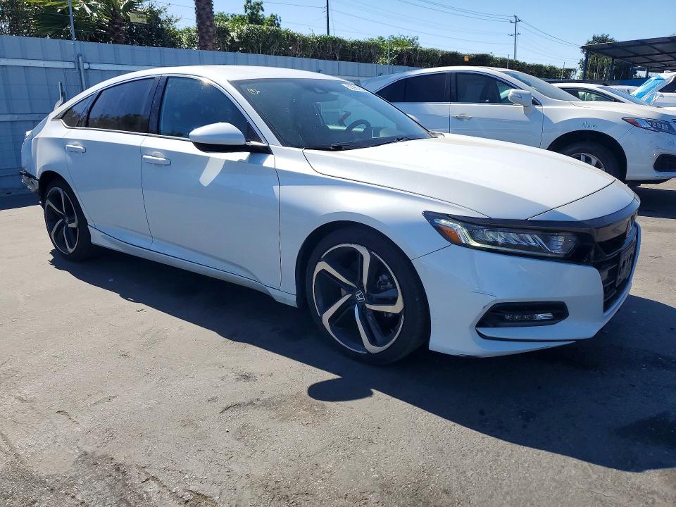 Продажа на аукционе авто 2020 Honda Civic Sport, vin: 1HGCV1F32LA067740, номер лота: 53961856