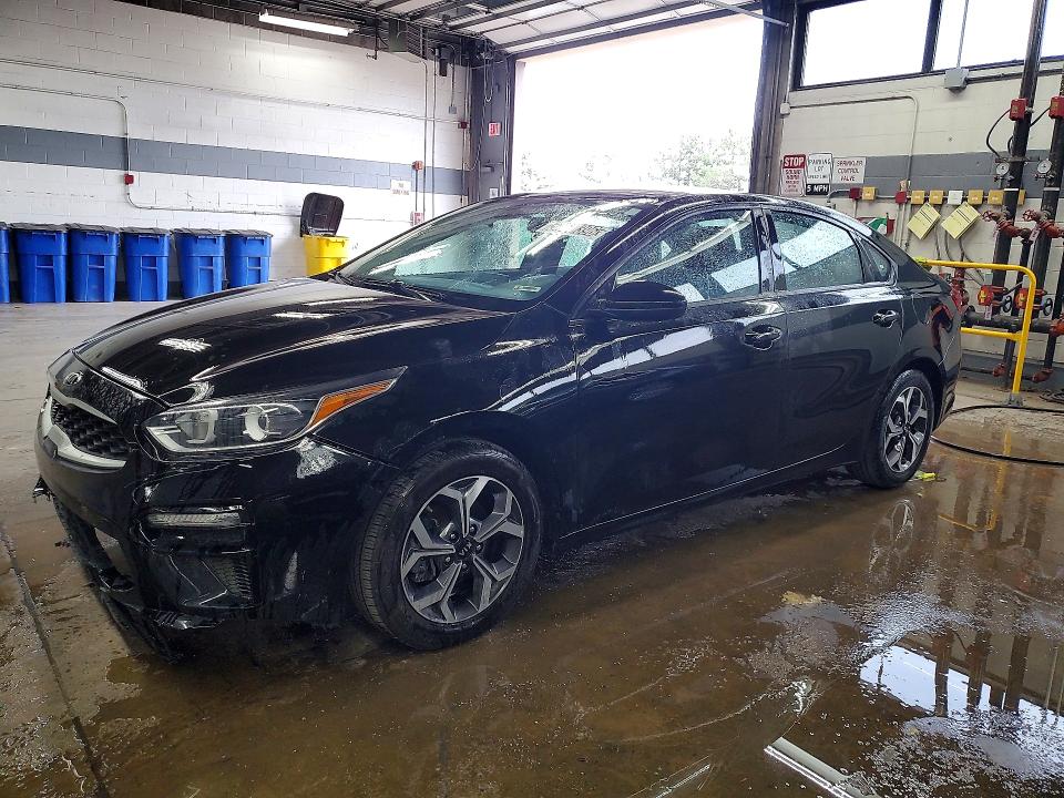 Продажа на аукционе авто 2021 Kia Forte, vin: 3KPF24AD0ME353185, номер лота: 52348396