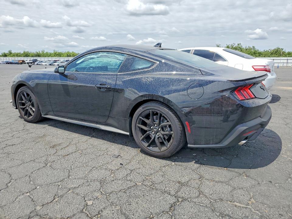 54545736 :رقم المزاد ، 1FA6P8TH3T5114139 vin ، 2026 Ford Mustang مزاد بيع