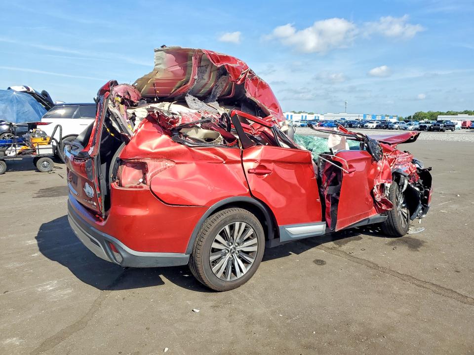 Продаж на аукціоні авто 2019 Mitsubishi Outlander, vin: JA4AD3A3XKZ022521, номер лоту: 53885426