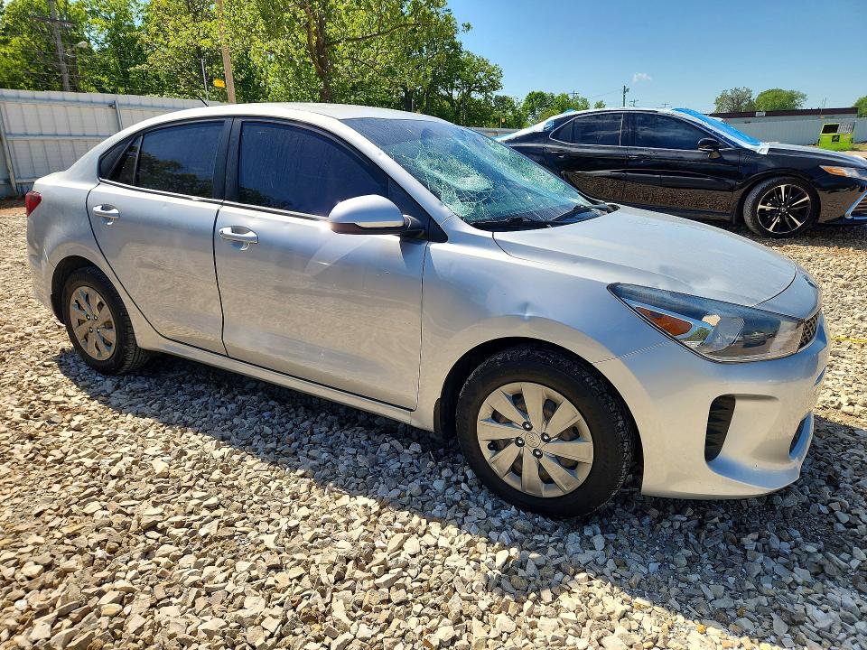 2020 Kia Rio მანქანა იყიდება აუქციონზე, vin: 3KPA24AD8LE315339, აუქციონის ნომერი: 51971276