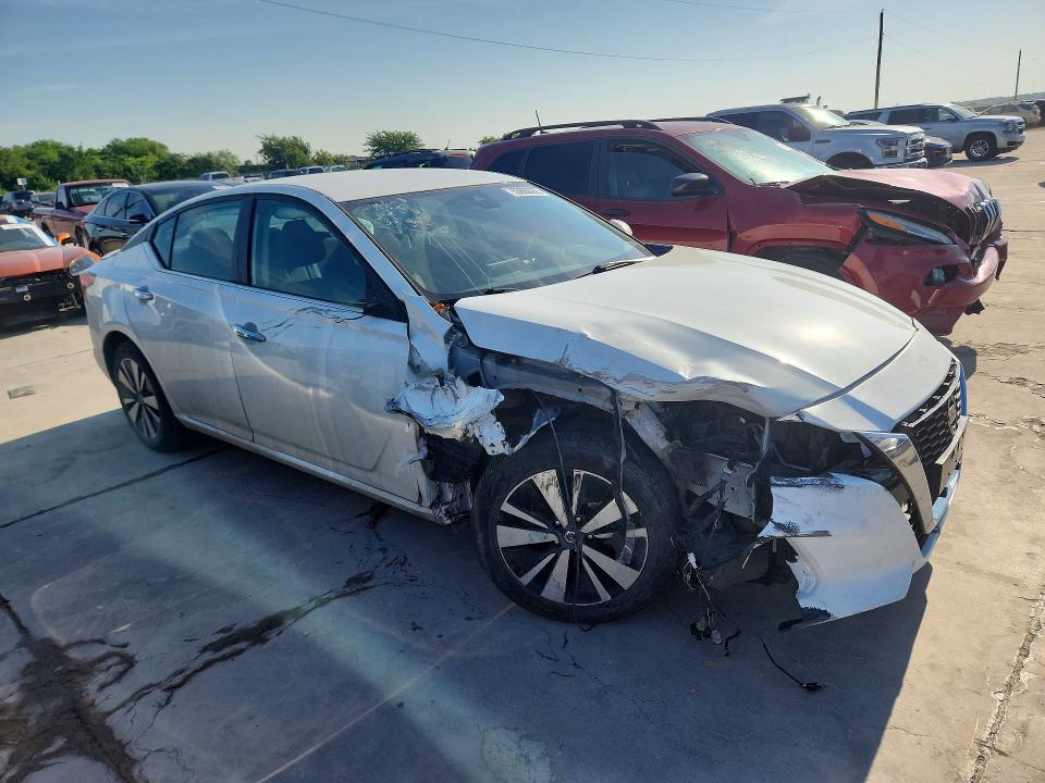 53600056 :رقم المزاد ، 1N4BL4DV4NN373491 vin ، 2022 Nissan Altima مزاد بيع