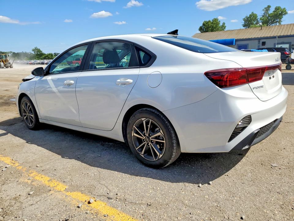 2024 Kia Forte მანქანა იყიდება აუქციონზე, vin: 3KPF24AD5RE827820, აუქციონის ნომერი: 52473336
