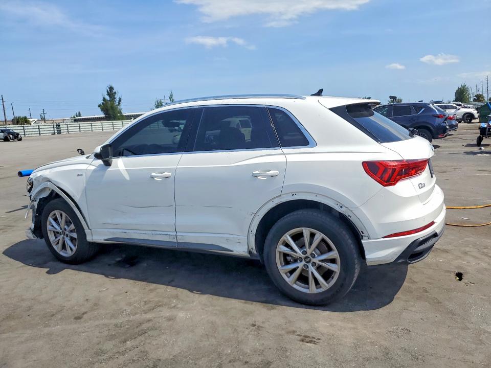 Продажа на аукционе авто 2023 Audi Q3, vin: WA1DECF39P1112879, номер лота: 52431426