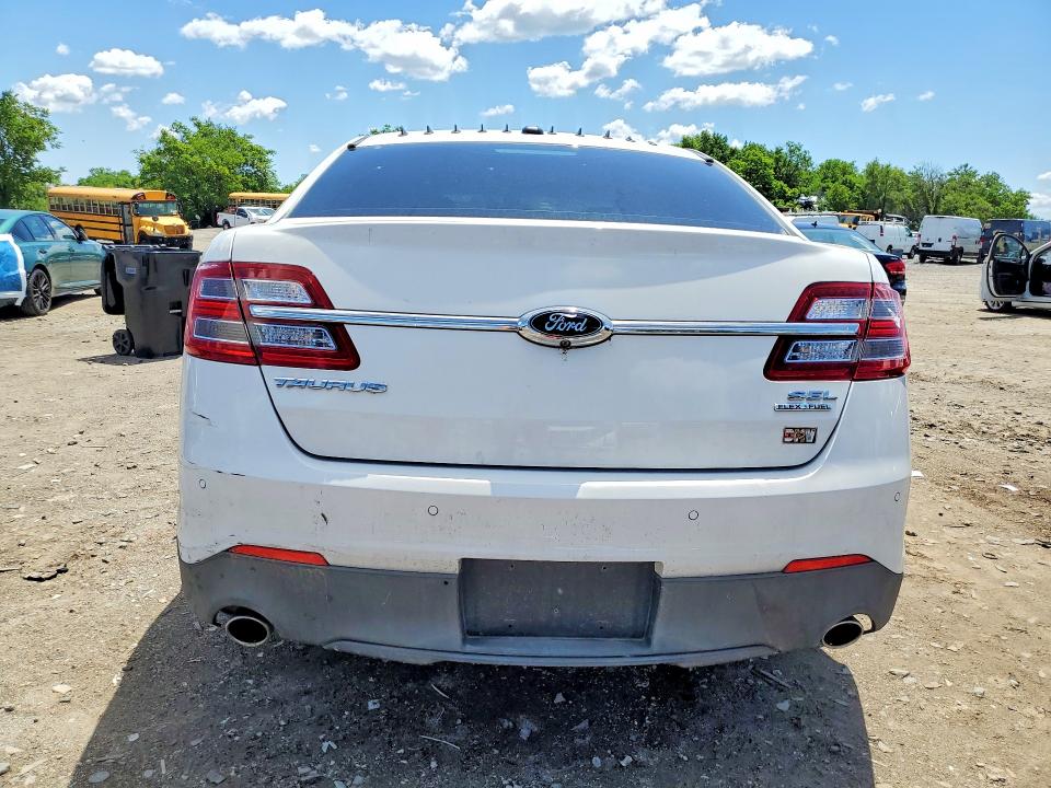 2015 Ford Taurus მანქანა იყიდება აუქციონზე, vin: 1FAHP2E87FG113653, აუქციონის ნომერი: 54523626