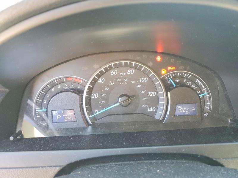 54052676 :رقم المزاد ، 4T1BF1FKXFU110573 vin ، 2015 Toyota Camry مزاد بيع