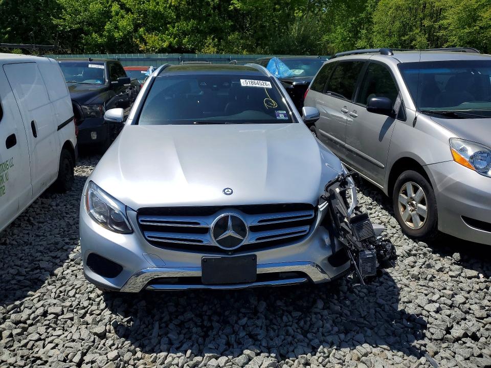51864526 :رقم المزاد ، WDC0G4KB4HF199400 vin ، 2017 Mercedes-benz Glc مزاد بيع