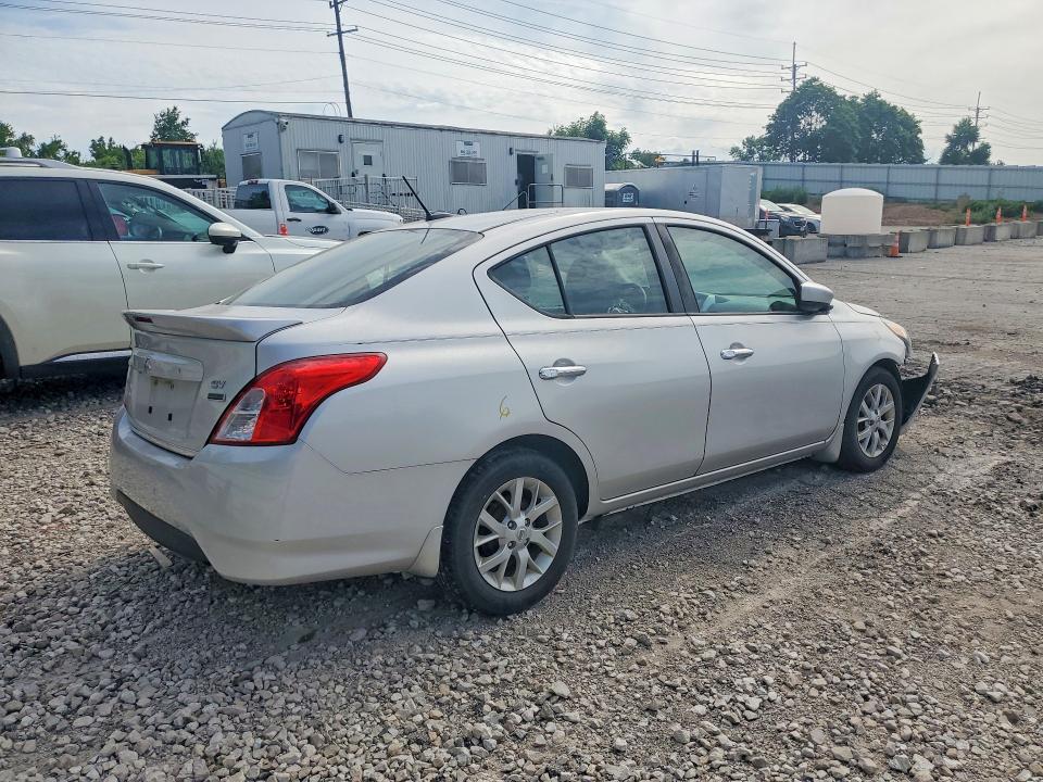 55314866 :رقم المزاد ، 3N1CN7AP4HL905622 vin ، 2017 Nissan Versa مزاد بيع