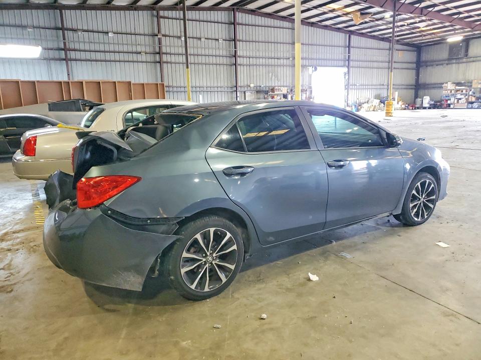 53456676 :رقم المزاد ، 5YFBURHE8HP637026 vin ، 2017 Toyota Corolla مزاد بيع