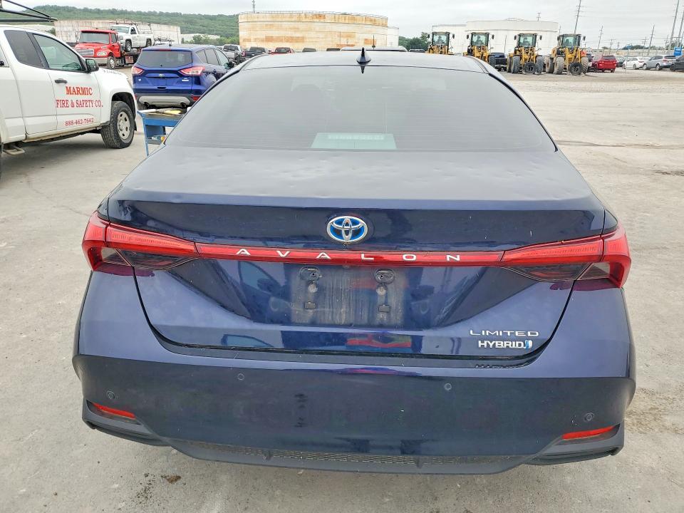54328446 :رقم المزاد ، 4T1DA1AB2NU014143 vin ، 2022 Toyota Avalon مزاد بيع