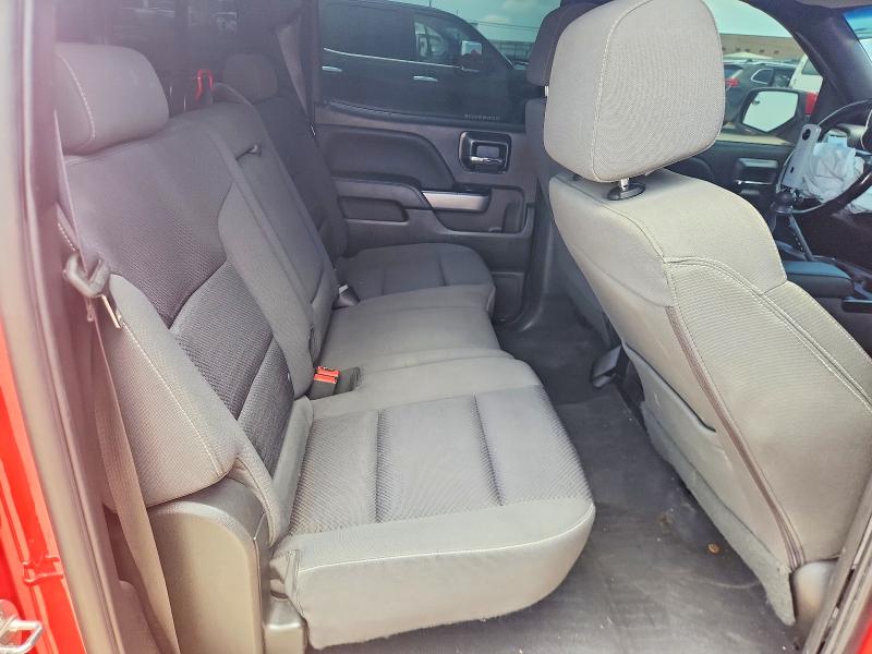 54688606 :رقم المزاد ، 3GCUKREC0JG583315 vin ، 2018 Chevrolet Silverado مزاد بيع