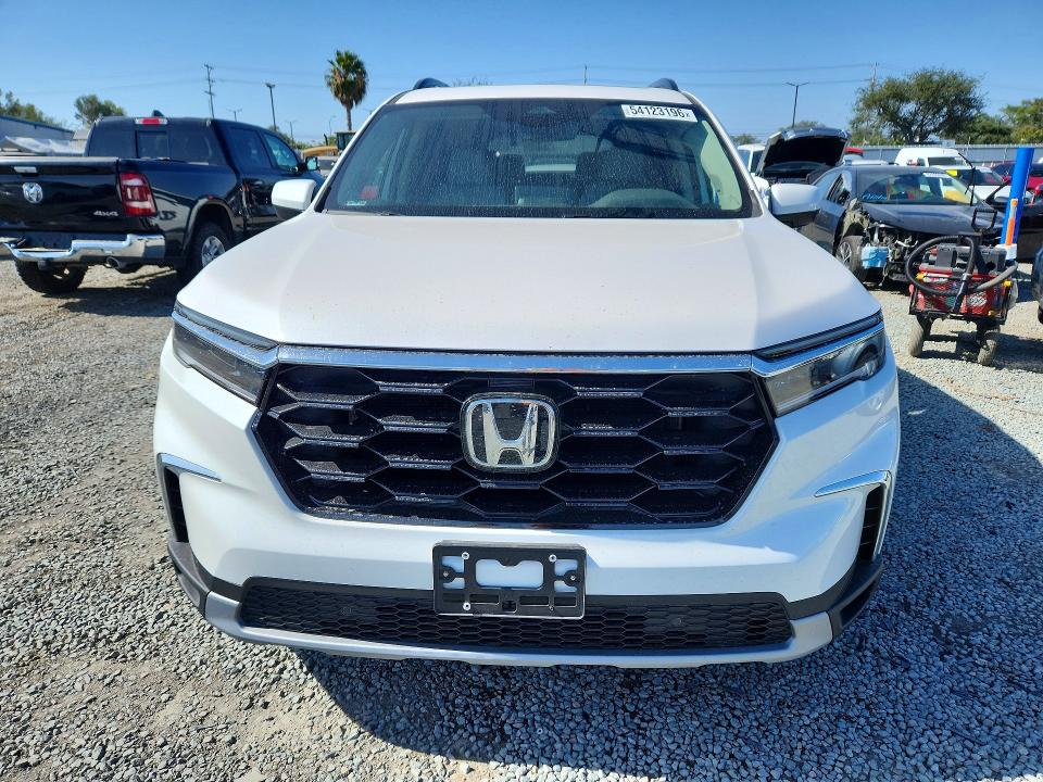 Продажа на аукционе авто 2025 Honda Pilot, vin: 5FNYG1H73SB140196, номер лота: 54123196
