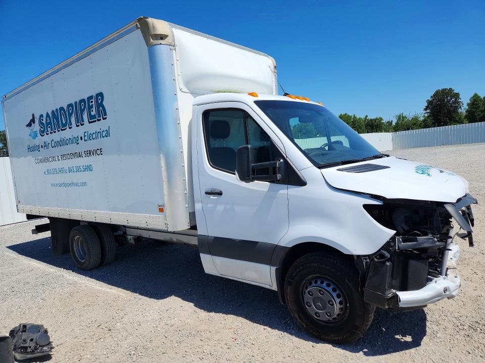 53720156 :رقم المزاد ، W1X8N33Y3PN242026 vin ، 2023 Mercedes-benz Sprinter مزاد بيع