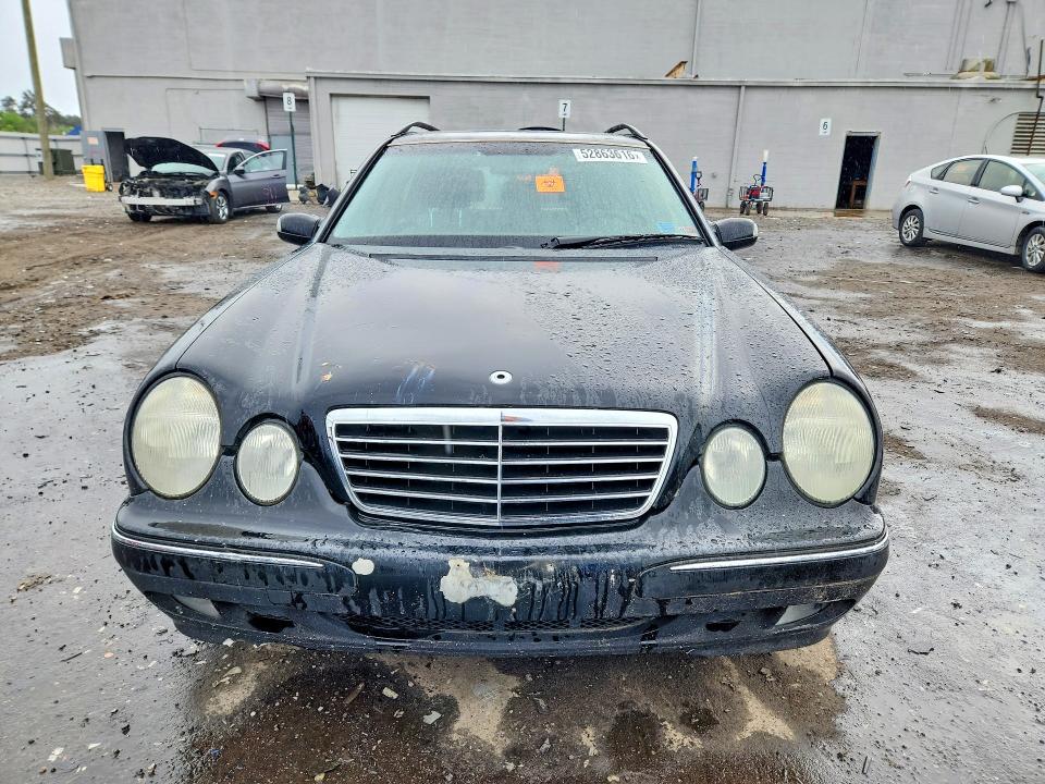 2000 Mercedes-benz E მანქანა იყიდება აუქციონზე, vin: WDBJH65J1YB114833, აუქციონის ნომერი: 52863616