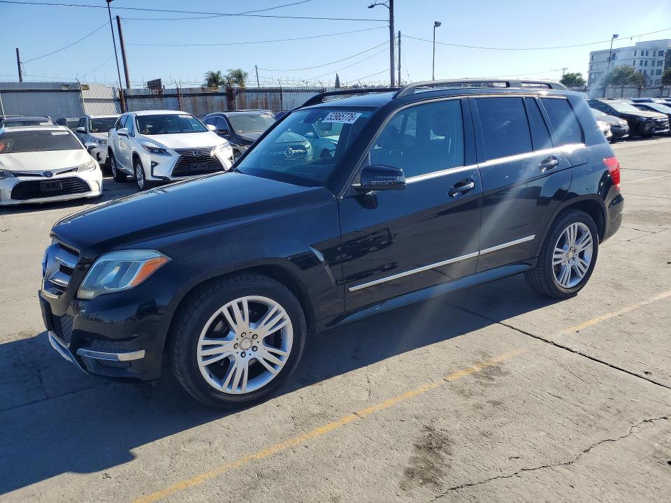 Продажа на аукционе авто 2015 Mercedes-benz Glk, vin: WDCGG5HB4FG435725, номер лота: 52965776