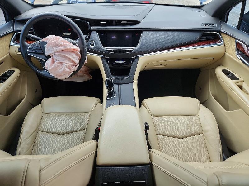 54123316 :رقم المزاد ، 1GYKNERS5JZ141861 vin ، 2018 Cadillac Xt5 مزاد بيع