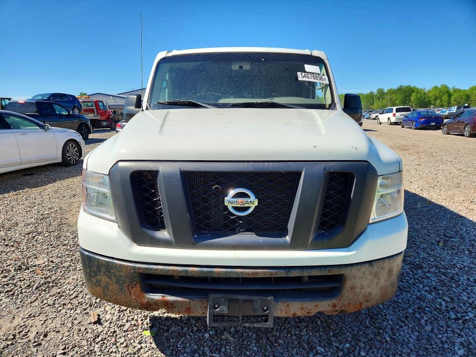 54678896 :رقم المزاد ، 1N6BF0KY8HN807470 vin ، 2017 Nissan Nv مزاد بيع