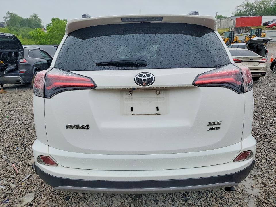 Aukcja sprzedaży 2018 Toyota Rav4, vin: JTMRFREV8JJ244845, numer aukcji: 52568526