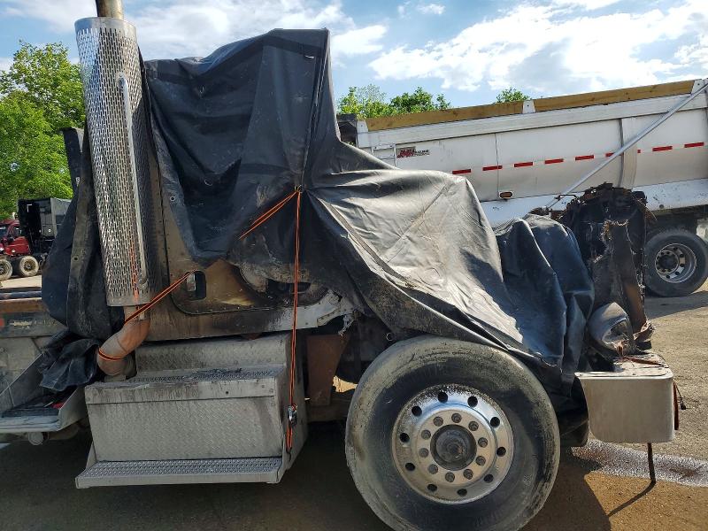 Продаж на аукціоні авто 2013 Peterbilt 365, vin: 1NPSLP0X5DD184266, номер лоту: 49711696