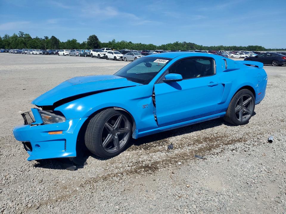 53646046 :رقم المزاد ، 1ZVBP8CH0A5156724 vin ، 2010 Ford Mustang مزاد بيع