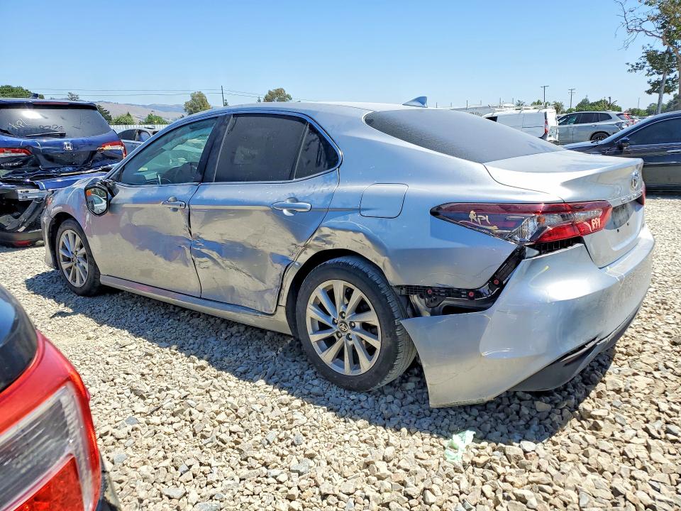 52923126 :رقم المزاد ، 4T1C11AK3RU862713 vin ، 2024 Toyota Camry مزاد بيع