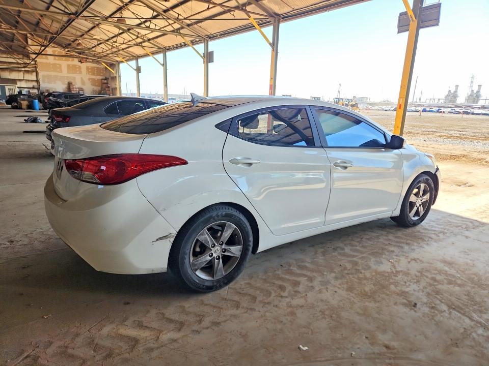 2013 Hyundai Elantra მანქანა იყიდება აუქციონზე, vin: 5NPDH4AEXDH171102, აუქციონის ნომერი: 55376606