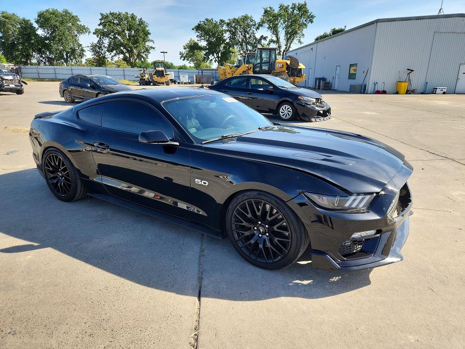 53322986 :رقم المزاد ، 1FA6P8CF0H5250587 vin ، 2017 Ford Mustang مزاد بيع
