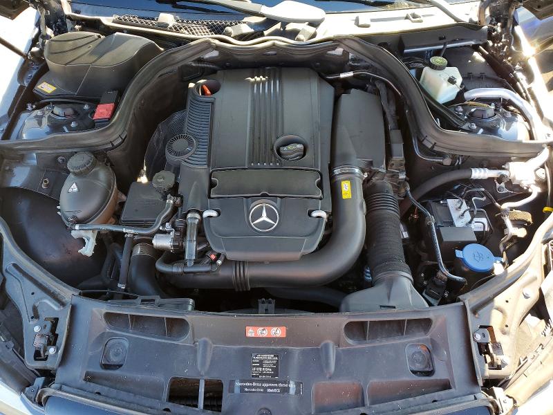 2015 Mercedes-benz C მანქანა იყიდება აუქციონზე, vin: WDDGJ4HB0FG383999, აუქციონის ნომერი: 55445396