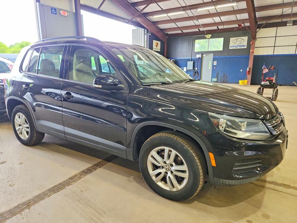 Aukcja sprzedaży 2017 Volkswagen Tiguan, vin: WVGBV7AXXHK000324, numer aukcji: 54344476