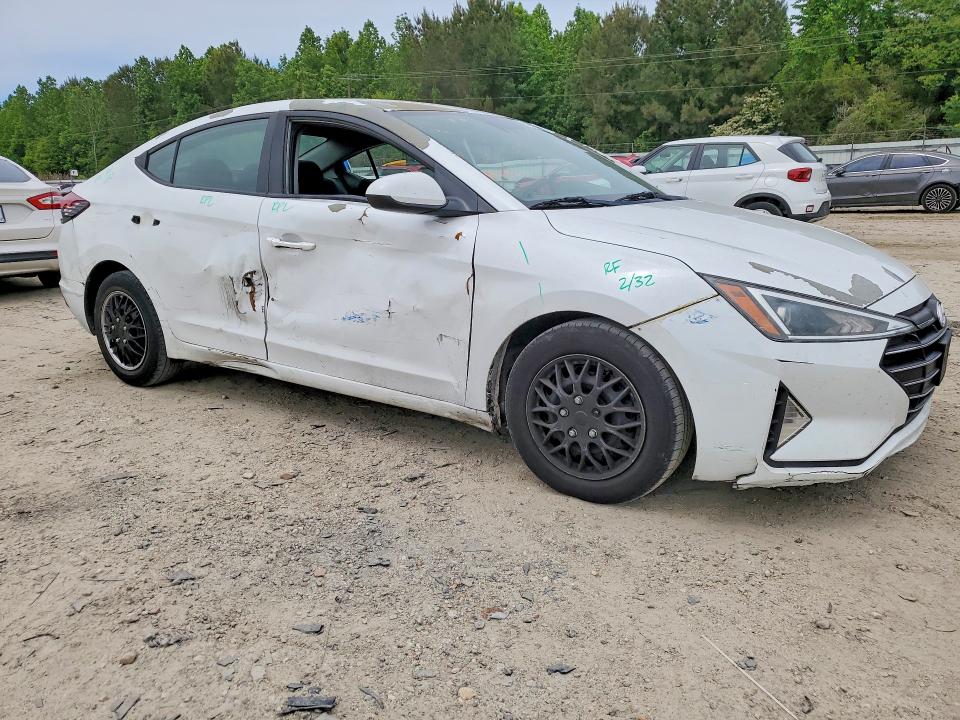 2020 Hyundai Elantra მანქანა იყიდება აუქციონზე, vin: 5NPD74LF4LH503820, აუქციონის ნომერი: 56465396