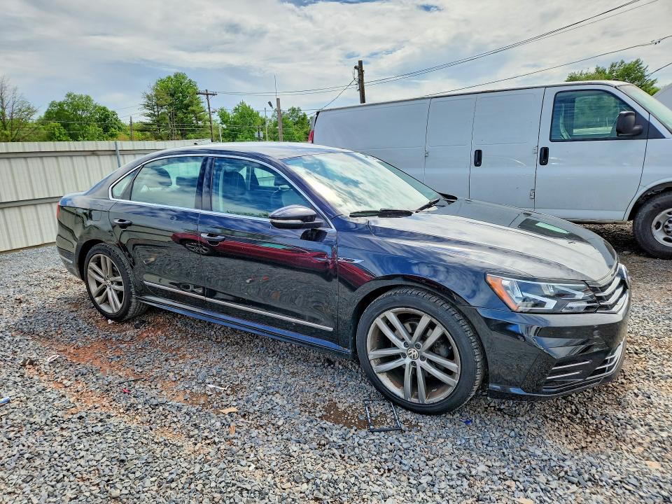 Продажа на аукционе авто 2017 Volkswagen Passat, vin: 1VWDT7A35HC045520, номер лота: 54841536