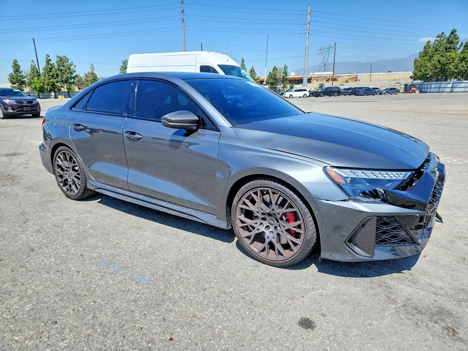 52925576 :رقم المزاد ، WUAGWDGY8SA911337 vin ، 2025 Audi Rs3 مزاد بيع