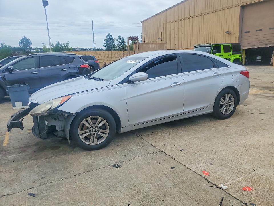 2011 Hyundai Sonata მანქანა იყიდება აუქციონზე, vin: 5NPEB4AC2BH139164, აუქციონის ნომერი: 55097196