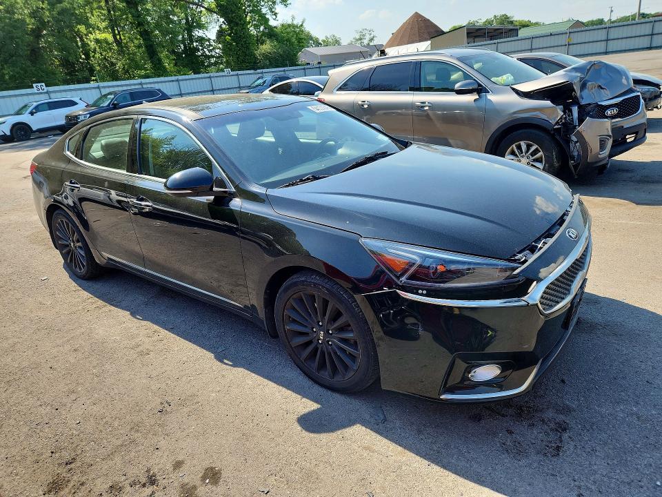 54131046 :رقم المزاد ، KNALC4J16J5114105 vin ، 2018 Kia Cadenza مزاد بيع