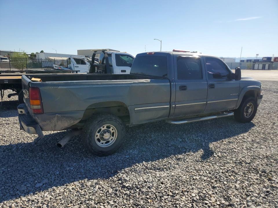 Aukcja sprzedaży 2002 Chevrolet Silverado, vin: 1GCHC23G22F107713, numer aukcji: 53669096