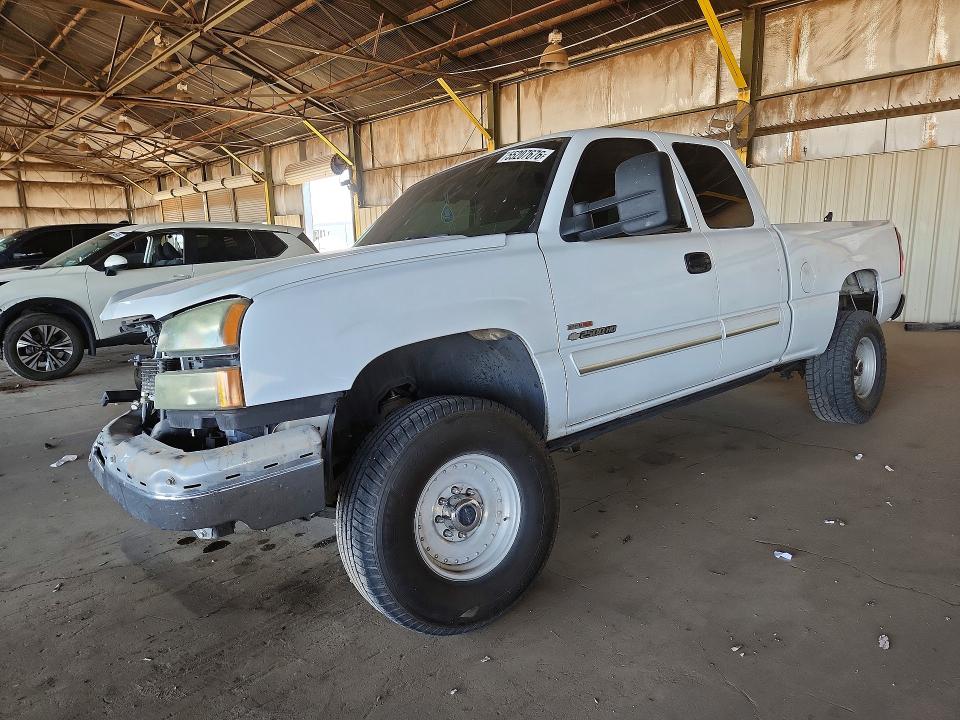 Продаж на аукціоні авто 2003 Chevrolet Silverado, vin: 1GCHK29103E109778, номер лоту: 55207676
