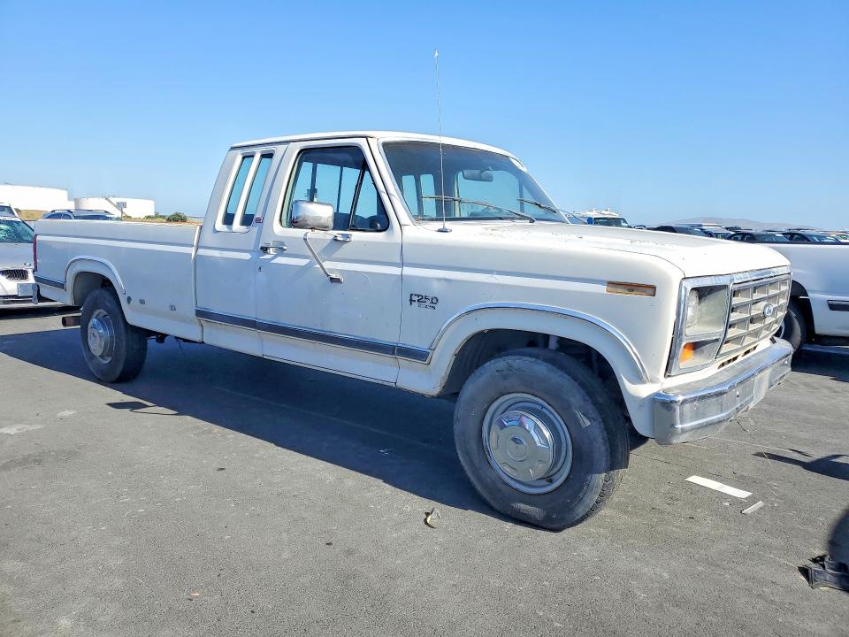 54562996 :رقم المزاد ، 1FTHX25L6GKB87112 vin ، 1986 Ford F250 مزاد بيع